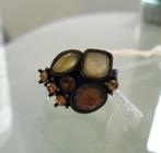 De ring „Racina”, Handtassen en Accessoires, Ringen, Ophalen of Verzenden, Nieuw, Bruin, Dame