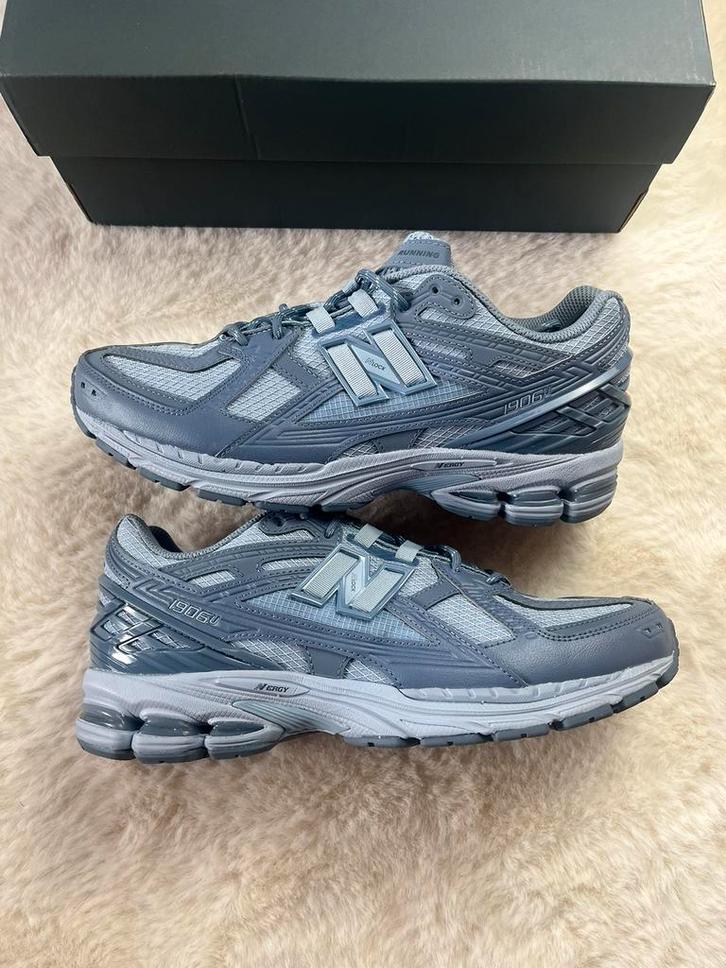 New Balance 1906 Gray (42.5), Kleding | Heren, Schoenen, Nieuw, Sneakers, Overige kleuren, Ophalen of Verzenden