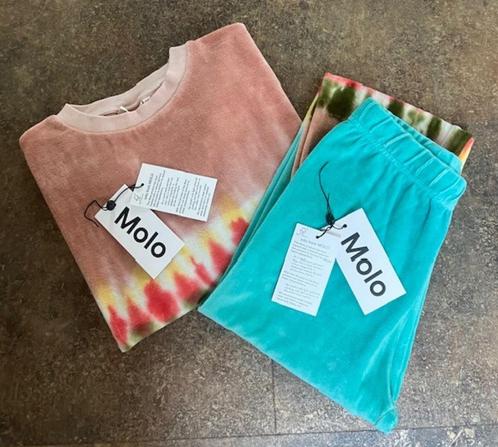 MOLO velours jogging "tie dye" (maat 140), Kinderen en Baby's, Kinderkleding | Maat 140, Zo goed als nieuw, Meisje, Setje, Ophalen of Verzenden