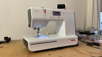 Bernina bernette b37 naaimachine electronic digital lcd beschikbaar voor biedingen