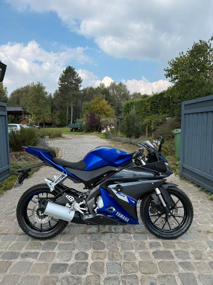Yamaha YZF-R125 Purplish Blue *7000km*, Motoren, Motoren | Yamaha, Bedrijf, Sport, Ophalen