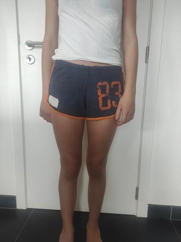 Hippe short