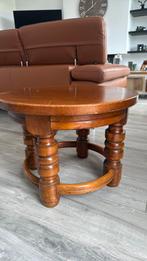 Rond houten tafeltje, Enlèvement