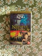 VHS - Needful Things - Stephen Kings - Vintage - €4, À partir de 16 ans, Enlèvement, Utilisé, Thrillers et Policier