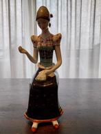 Figurine hongroise  " Brodeuse " en porcelaine, Enlèvement
