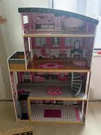 Poppenhuis groot met accessoires, Ophalen, Zo goed als nieuw, Poppenhuis