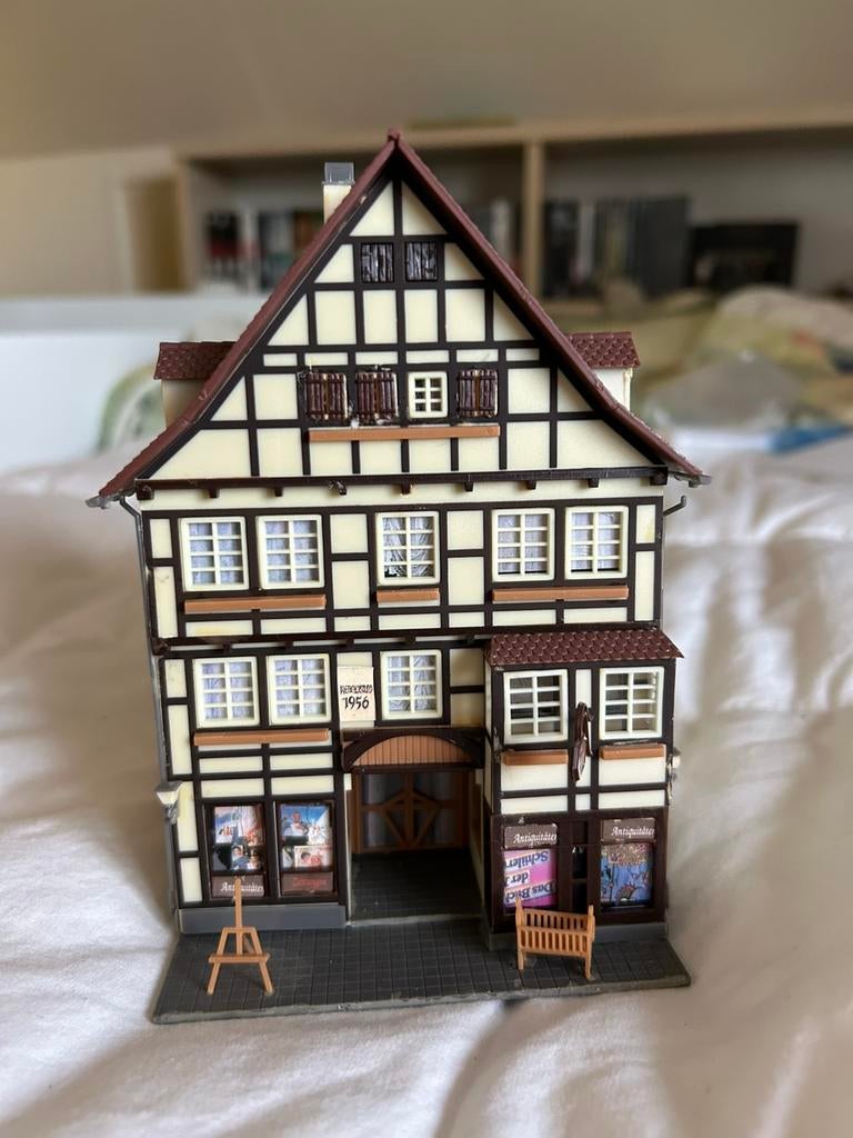 Huis H0 - decoratie modeltreinbouw, Ophalen, Zo goed als nieuw, Brug, Tunnel of Gebouw