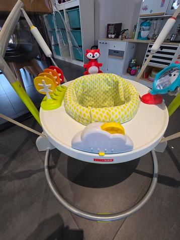  Table d'activités Skip Hop Explore & More Jumpsc beschikbaar voor biedingen