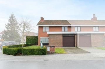 Huis te koop in Kuurne, 4 slpks beschikbaar voor biedingen