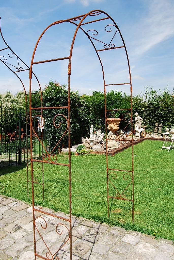 ARCHE EN FER FORGE Piques de jardin 2ememain