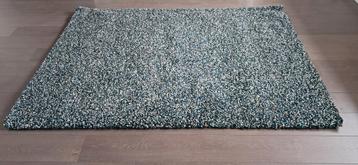 Mat 230 cm x 170 cm beschikbaar voor biedingen
