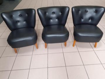 Drie klein zetels voor jongeren. Per set of per stuk. beschikbaar voor biedingen