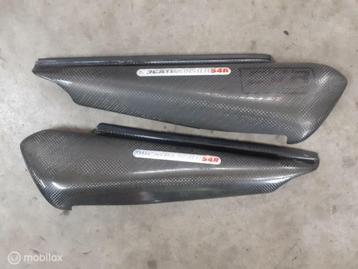 Kapjes zijkapjes carbon Monster S4r S2r 620 900 750 695 600 beschikbaar voor biedingen