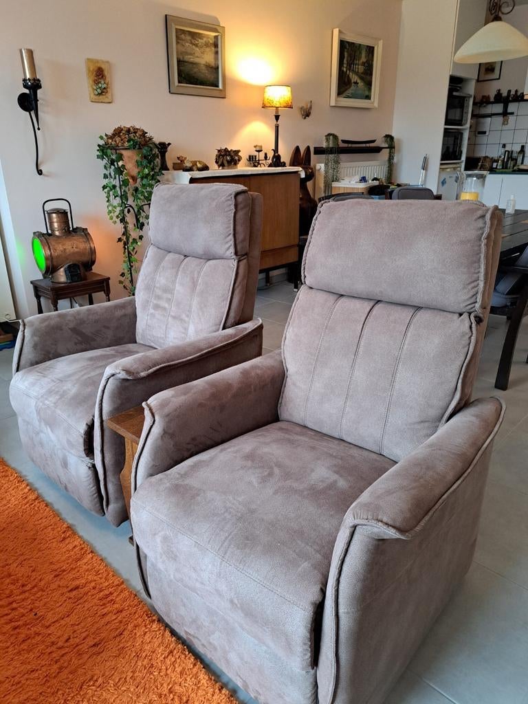 2 Electrische relaxzetels met opstapfuntie, Ophalen, Eenpersoons, Minder dan 75 cm, Zo goed als nieuw