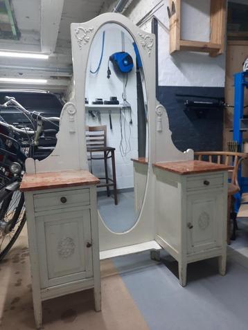 spiegelkastje beschikbaar voor biedingen