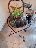 3 bijzettafeltjes met retro materiaal erop, Huis en Inrichting, Tafels | Bijzettafels, Ophalen