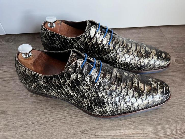 Floris van Bommel herenschoenen maat 8 / 42, Kleding | Heren, Schoenen, Zo goed als nieuw, Veterschoenen, Overige kleuren, Ophalen of Verzenden
