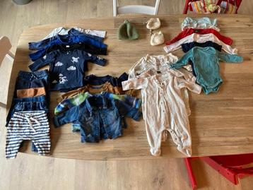 babykleding / jongenskleding maat 50 beschikbaar voor biedingen
