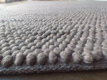 tapis boule laine beschikbaar voor biedingen