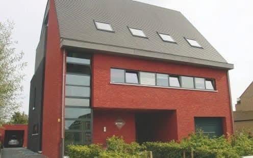 Gevelstenen spaans rood, Antiek en Kunst, Antiek | Keramiek en Aardewerk, Ophalen of Verzenden