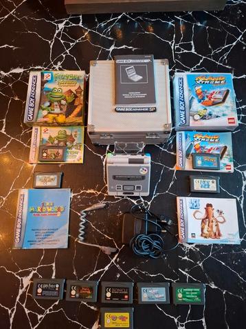 Gameboy Advance SP SNES-editie + 10 spellen + Gameboy-box... beschikbaar voor biedingen