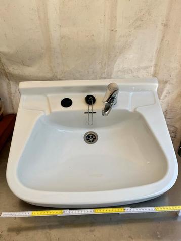 Evier simple vasque avec robinet., Enlèvement, Utilisé, Chrome, Lavabo