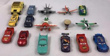 Disney Cars Planes Mattel set 16 stuks auto’s 1:60 metaal beschikbaar voor biedingen