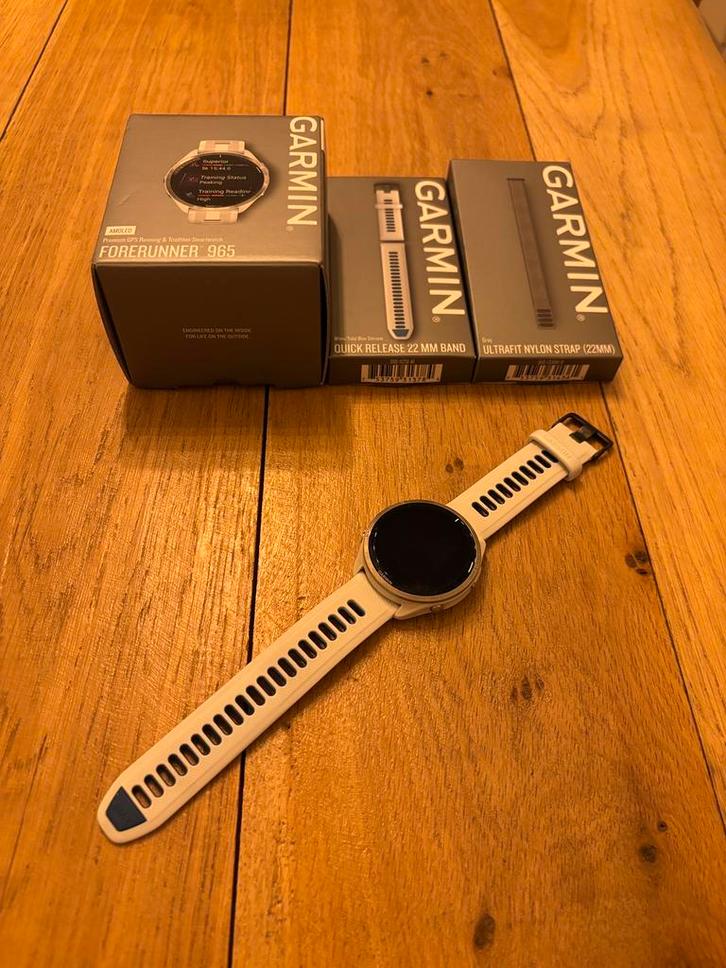Garmin Forerunner 965 White AMOLED + EXTRA, Handtassen en Accessoires, Smartwatches, Zo goed als nieuw, Wit, Afstand, Calorieverbanding