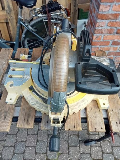 Defecte Kap en verstekzaag Power Plus, Doe-het-zelf en Bouw, Gereedschap | Zaagmachines, Gebruikt, Cirkelzaag, 1200 watt of meer