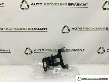 Bevestiging Koelvloeistofreservoir BMW i3 I01 64219291286 disponible aux enchères