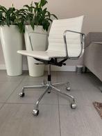 Vitra eames ea117 bureaustoel wit leder perfect, Ophalen of Verzenden, Zo goed als nieuw