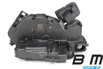 Portierslot linksvoor VW Touran 5T 5TB837015 beschikbaar voor biedingen
