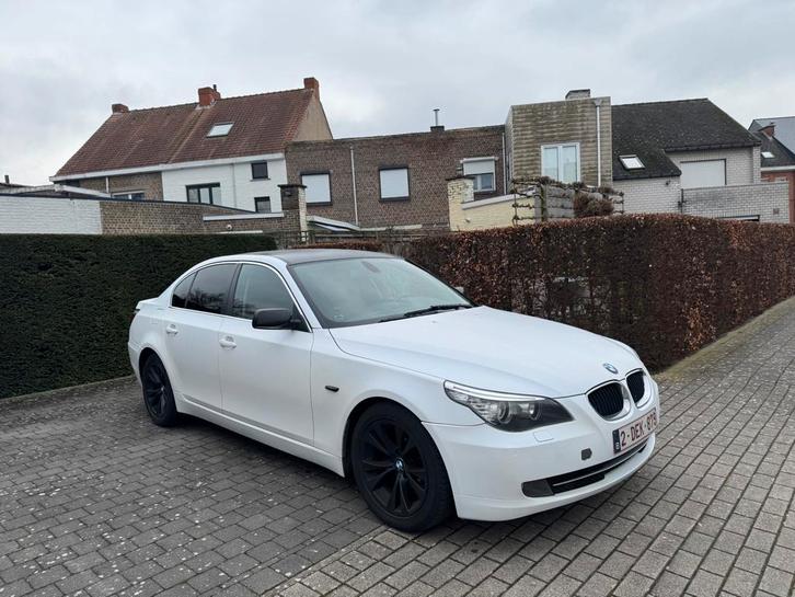 BMW E60/ Couleur spéciale/Prete a immatricule, Autos, BMW, Particulier, Série 5, Diesel, Euro 5, Berline, 5 portes, Blanc, Brun