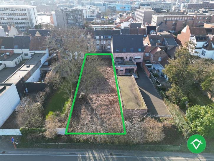 Uniek perceel bouwgrond van 650 m² in centrum Roeselare!, Immo, Gronden en Bouwgronden, 500 tot 1000 m²