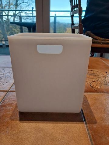 Ikea opbergdoos beschikbaar voor biedingen