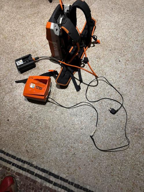 Batterie stihl ar3000l +chargeur et adaptateur, Tuin en Terras, Hand-tuingereedschap, Gebruikt, Ophalen
