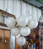 Sputnik vintage kroonluchter met 10 matglazen bollen — Messi, Ophalen
