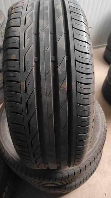 205/60r15 Bridgestone 35€ per stuk met plaatsen 20560r15 beschikbaar voor biedingen