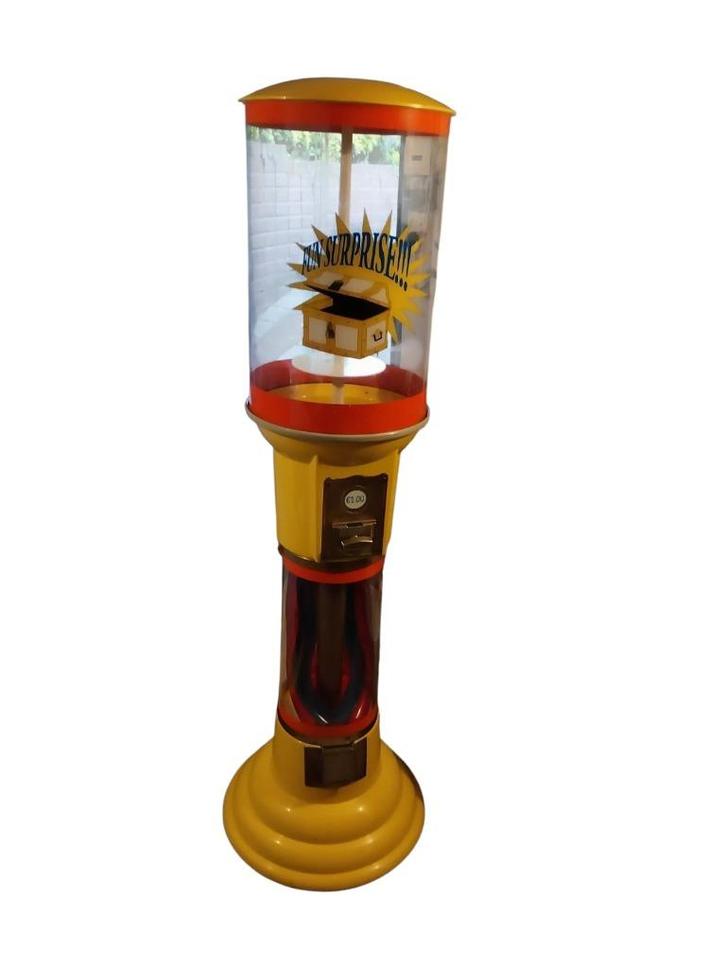 Verhuur kauwgomballenmachine ballenmachine luna park kermis, Hobby en Vrije tijd, Feestartikelen | Verhuur, Ophalen