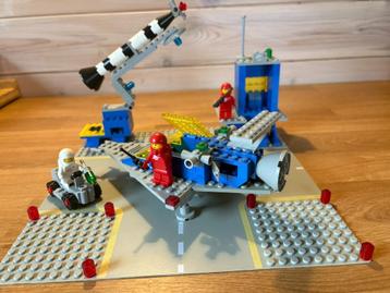 LEGO Space MOC, op basis van de Transport LL918 & Buggy 886 beschikbaar voor biedingen