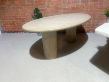 Mortex eettafel - Nieuwstaat - Ovaal beschikbaar voor biedingen