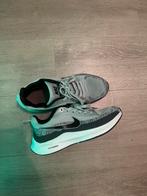 Chaussures nike taille 43, Sport en Fitness, Loopsport en Atletiek, Ophalen, Zo goed als nieuw, Nike