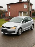 Volkswagen polo 1.6 TDI Climatisation/Attelage de remorque, Autos, Carnet d'entretien, Boîte manuelle, Particulier, Tissu