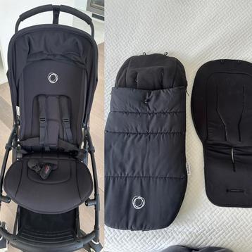 Bugaboo Bee all black avec sac couchage, housse et parasol disponible aux enchères