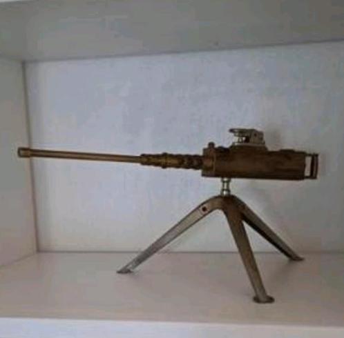 Vintage US Browning M2 Machine Gun Table Lighter Tripod, Verzamelen, Rookartikelen, Aanstekers en Luciferdoosjes, Gebruikt, Aansteker