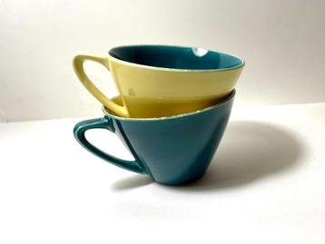 2 tasses pastel Boch bicolor