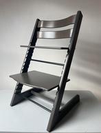 Stokke tripp trapp grijs - houtnerf, Ophalen, Zo goed als nieuw