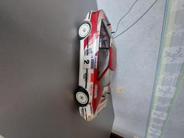 Modelbouw auto beschikbaar voor biedingen