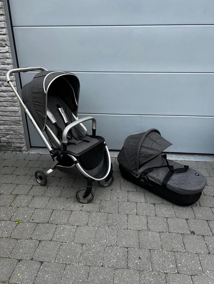Mima Zigi Compacte buggy 2 in 1, Enfants & Bébés, Buggys, Utilisé, Protection de pluie, Dossier réglable, Couverture pieds, Ombrelle