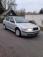 Skoda Octavia 1.4 benzin 155.000km euro4, Auto's, Opel, Elektrische ramen, Handgeschakeld, 14 cc, Te koop
